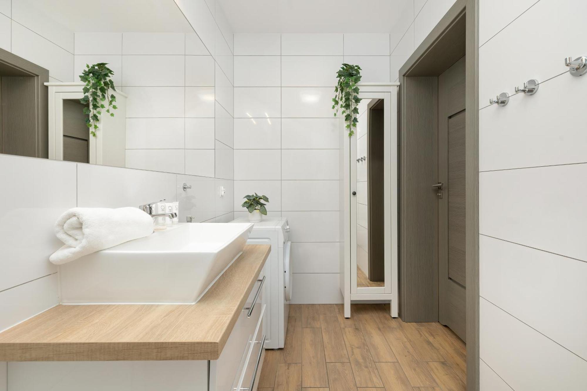 אוסטרוני מורסקי Apartamenty Sun Seasons 24 - Na Wiejskiej מראה חיצוני תמונה